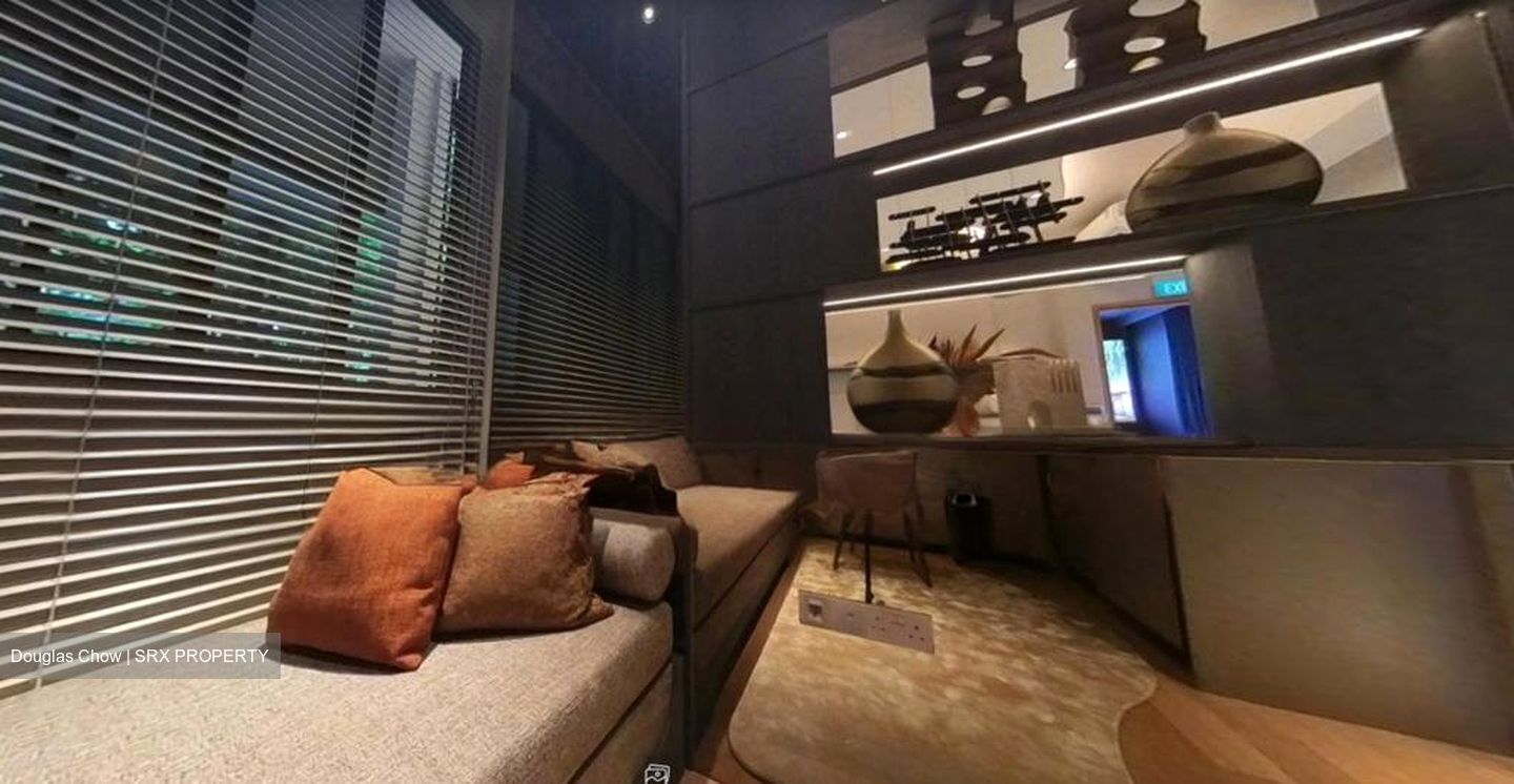 The Hillshore (D5), Condominium #568031301